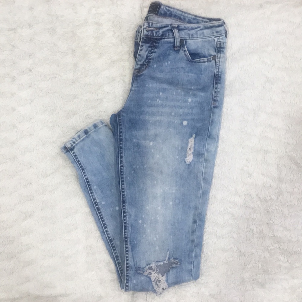 Item : Skinny Jeans